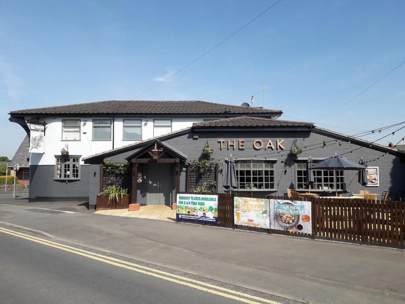 The Oak - Coupe Green